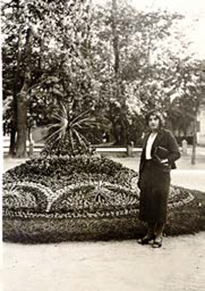 Дама в Кадриорге, начало1930-х гг. Фотография: EAM