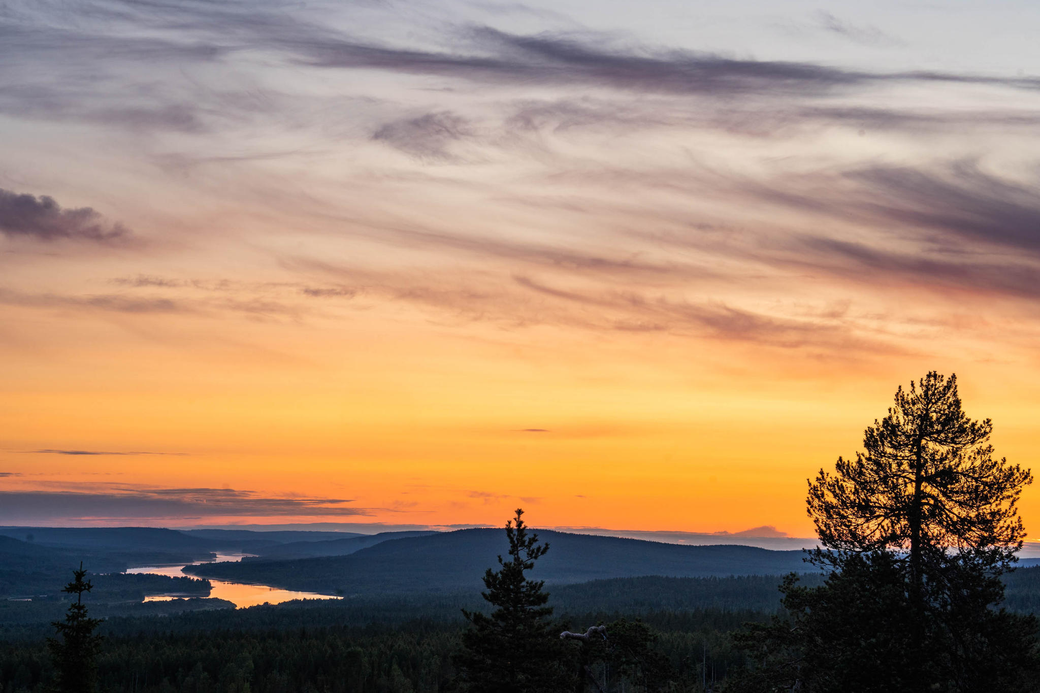 Midnight Sun Tours in 24 Hour Light - Visit Rovaniemi