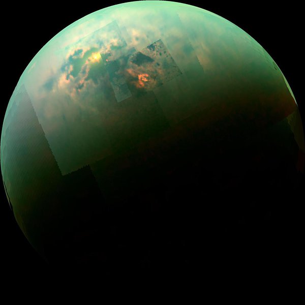 Päikesevalgus peegeldamas Titani suurima mere Mare Krakeni pinnalt. Allikas: NASA