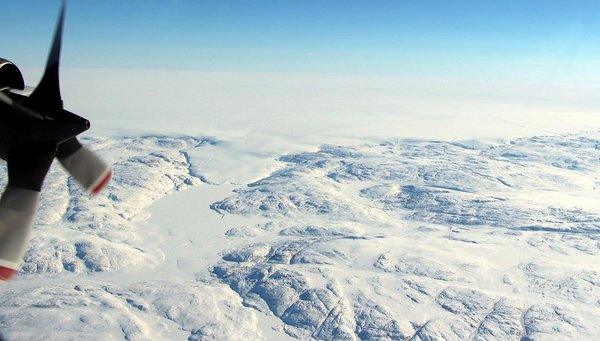 Hiawatha liustik Gröönimaal, mille alt leiti meteoriidikraater. Allikas: NASA/John Sonntag