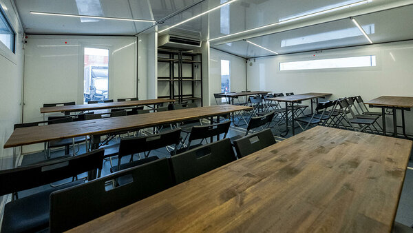 Pavilion 3 baas 2