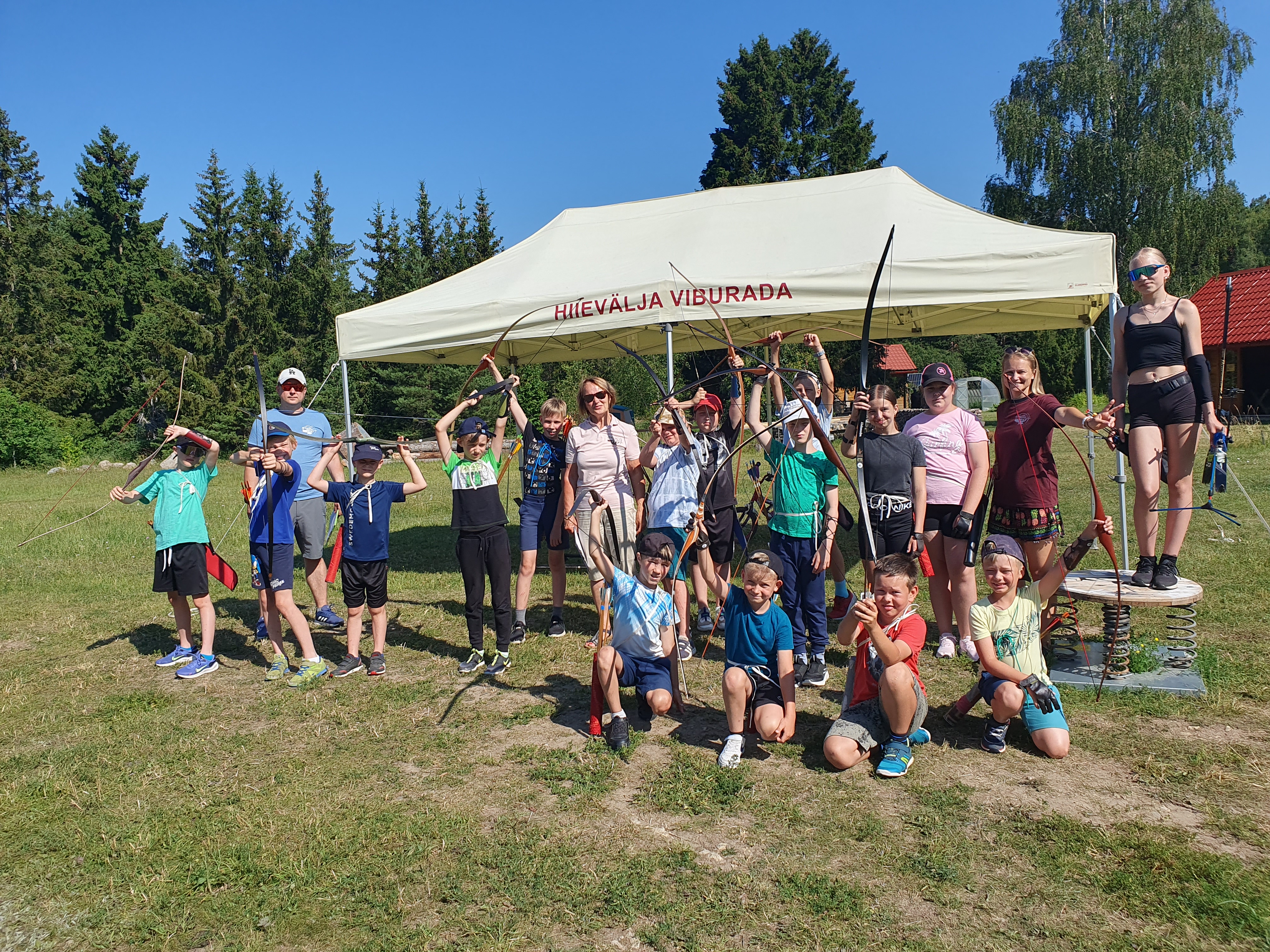 Lastelaager – Hiievalja