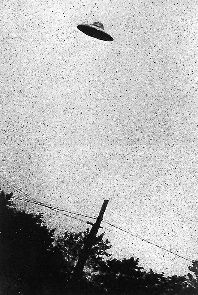 Fotol: Jäädvustus võimalikust UFOst New Jerseys, 1952. Allikas: Wikimedia Commons