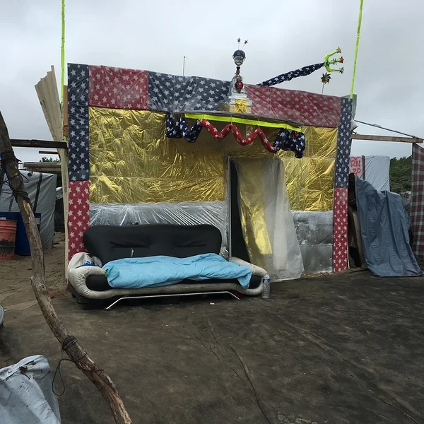 Calais' džungel