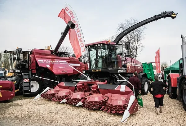 Kirovets K-744 traktor GP Balticu vljapanekul Maamessil 2019