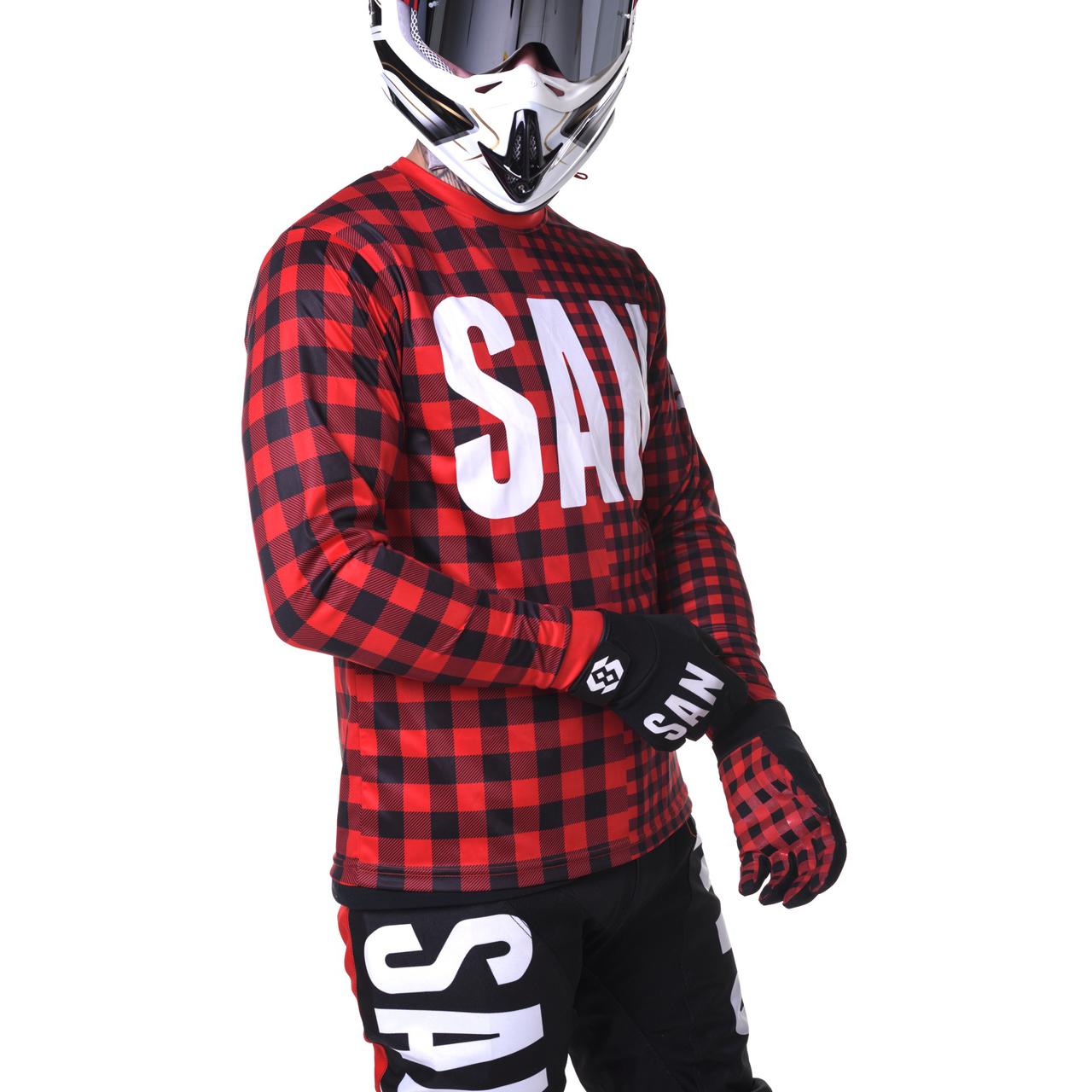red dirt bike gear