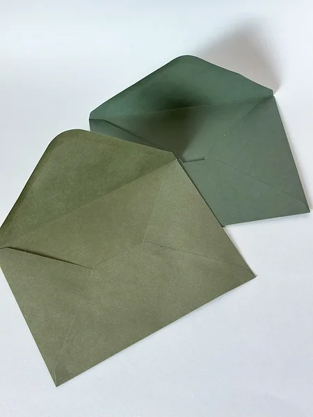 18.5x13.5 cm, õhemast materjalist, 2 erinevat tooni, hind 0.15