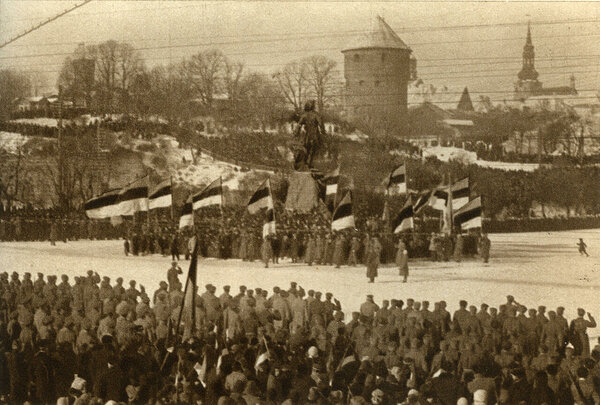 Tallinn Eesti 24. veebruar 1919 Eesti Vabadussõja ajal, Eesti iseseisvuspäeva esimene tähistamine
