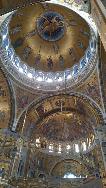 Svētā Savas baznīca Belgradā