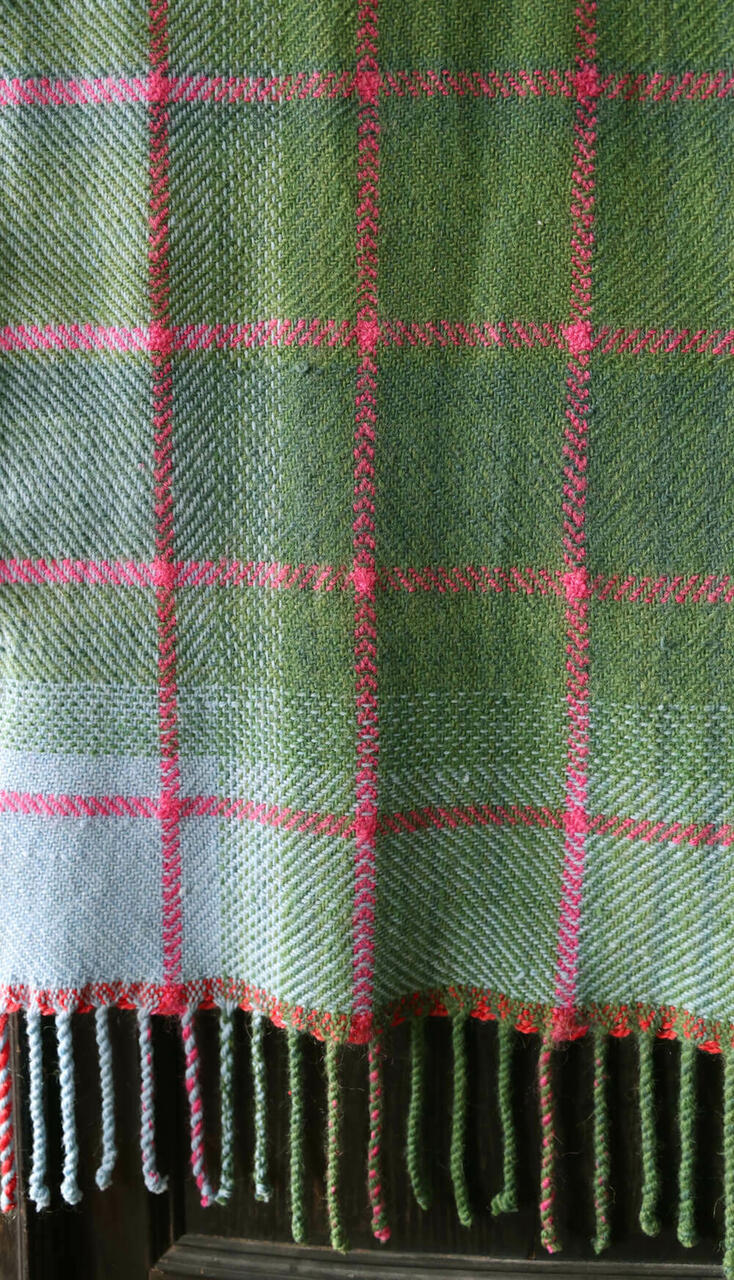 Terra Mama kootud sallid