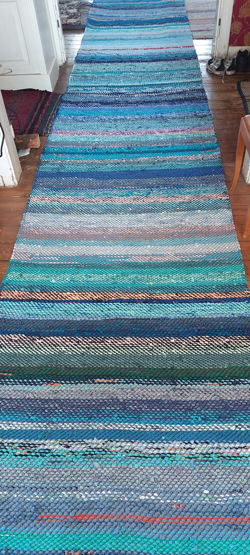 Terra Mama kangastelgedel kootud kaltsuvaip  "Muhu Hiidlaine"