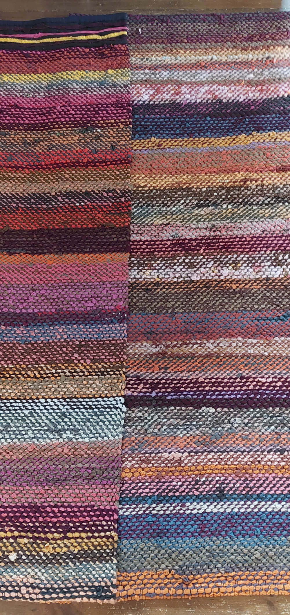 Terra Mama värviline toimne kaltsuvaip "Hilissuvi kõnnib üle maa"