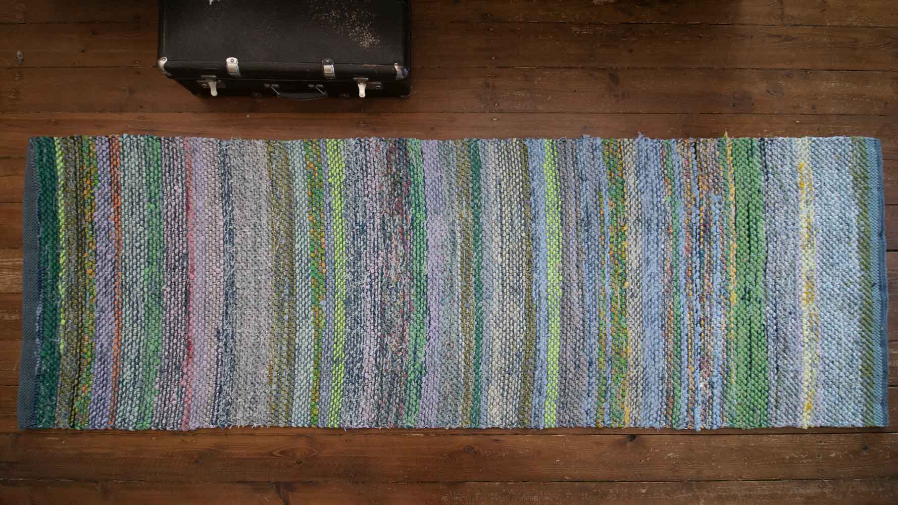 Terra Mama kaltsuvaip taaskaskutustekstiilidest "Käovilu"