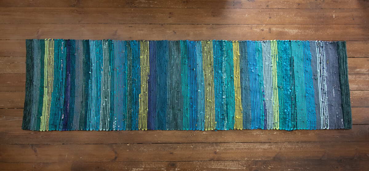 Terra Mama kangastelgedel kootud kaltsuvaip "Tormi poeg nr. 2"