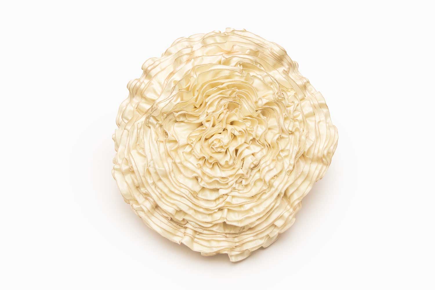 Terra Mama ümmargune voalngidega dekoratiivpadi "Mare"