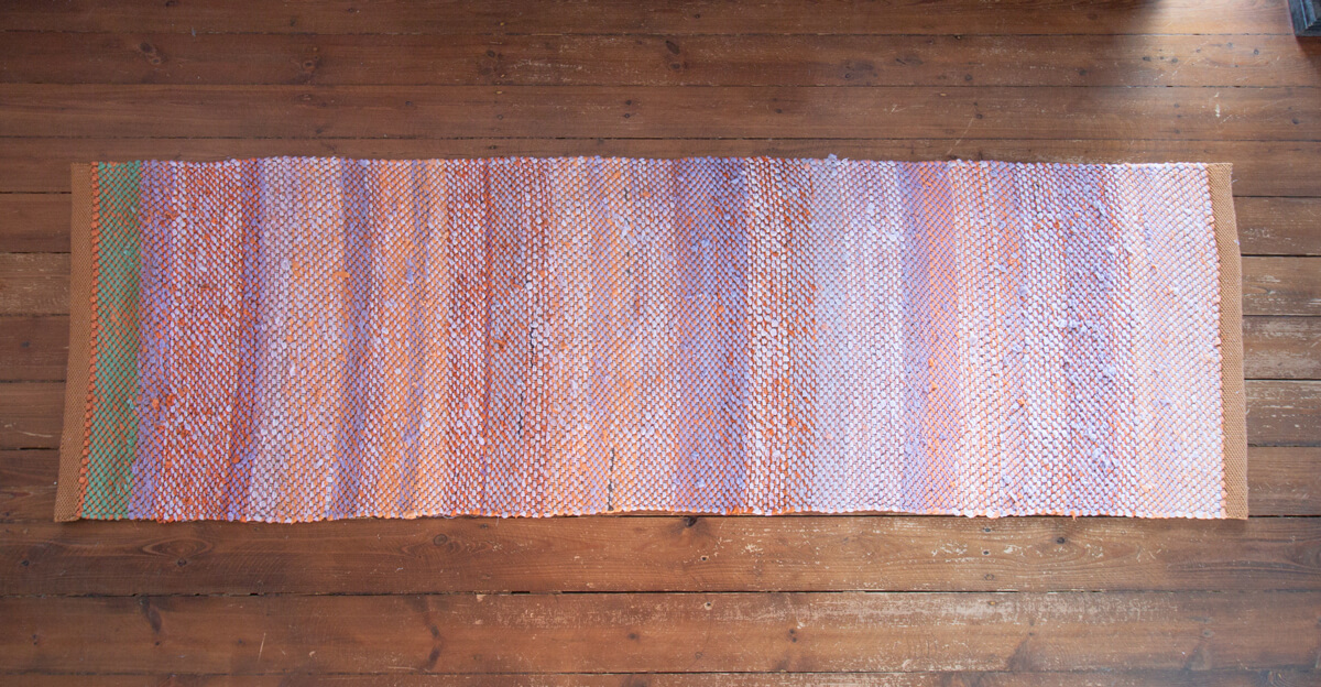 Terra Mama kangastelgedel kootud kaltsuvaip  "Võõrasema"