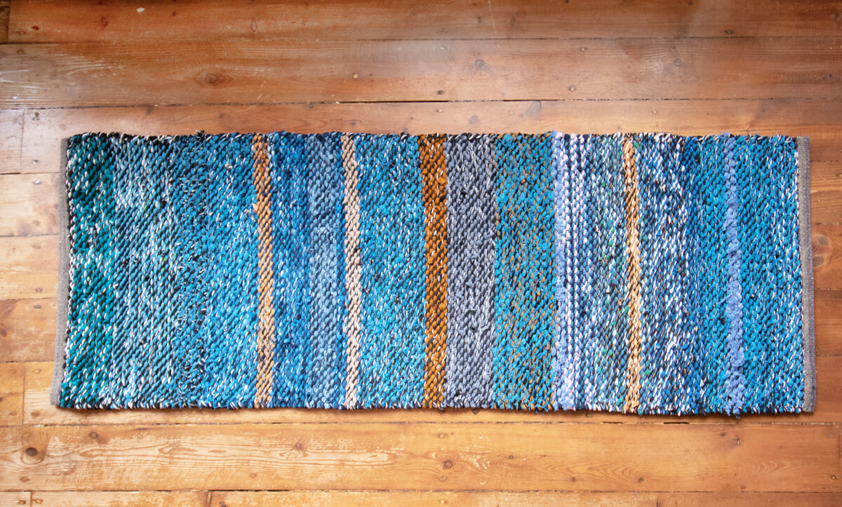 Terra Mama kangastelgedel kootud kaltsuvaip  "Veealune varandus"