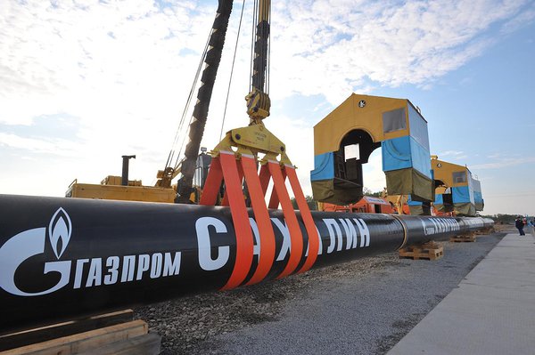 Sakhalin–Khabarovsk–Vladivostok pipeline deploying process.