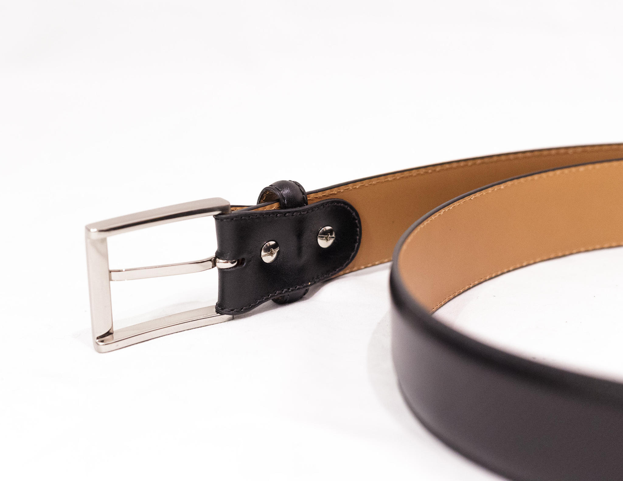 Classic Boutique – Magnanni Leather Belt Black (€80)
