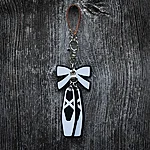 Lipsuga balletisussid, must, K2 kinnitus, pruun nahk