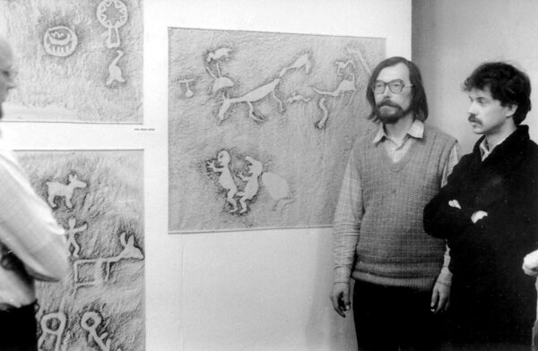 Geoloog-meteoriitik Ülo Kestlane ja klaasikunstnik Vello Soa Arheoloogiakeskuse näitusel 1984.