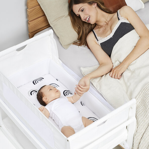 SnüzPod 4 vooditaskus magab laps sinu kõrval