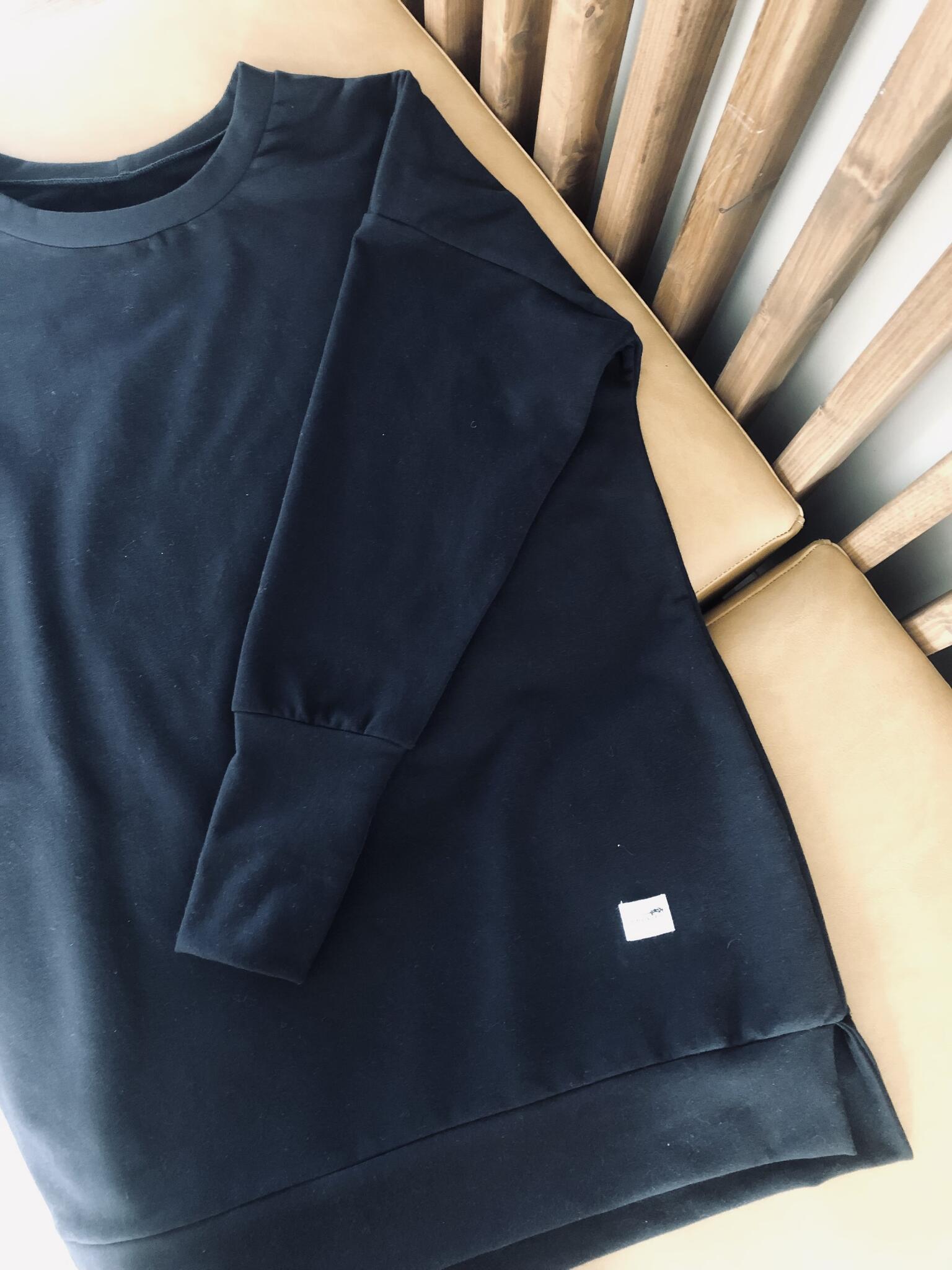 Naiste soe dressipluus, must