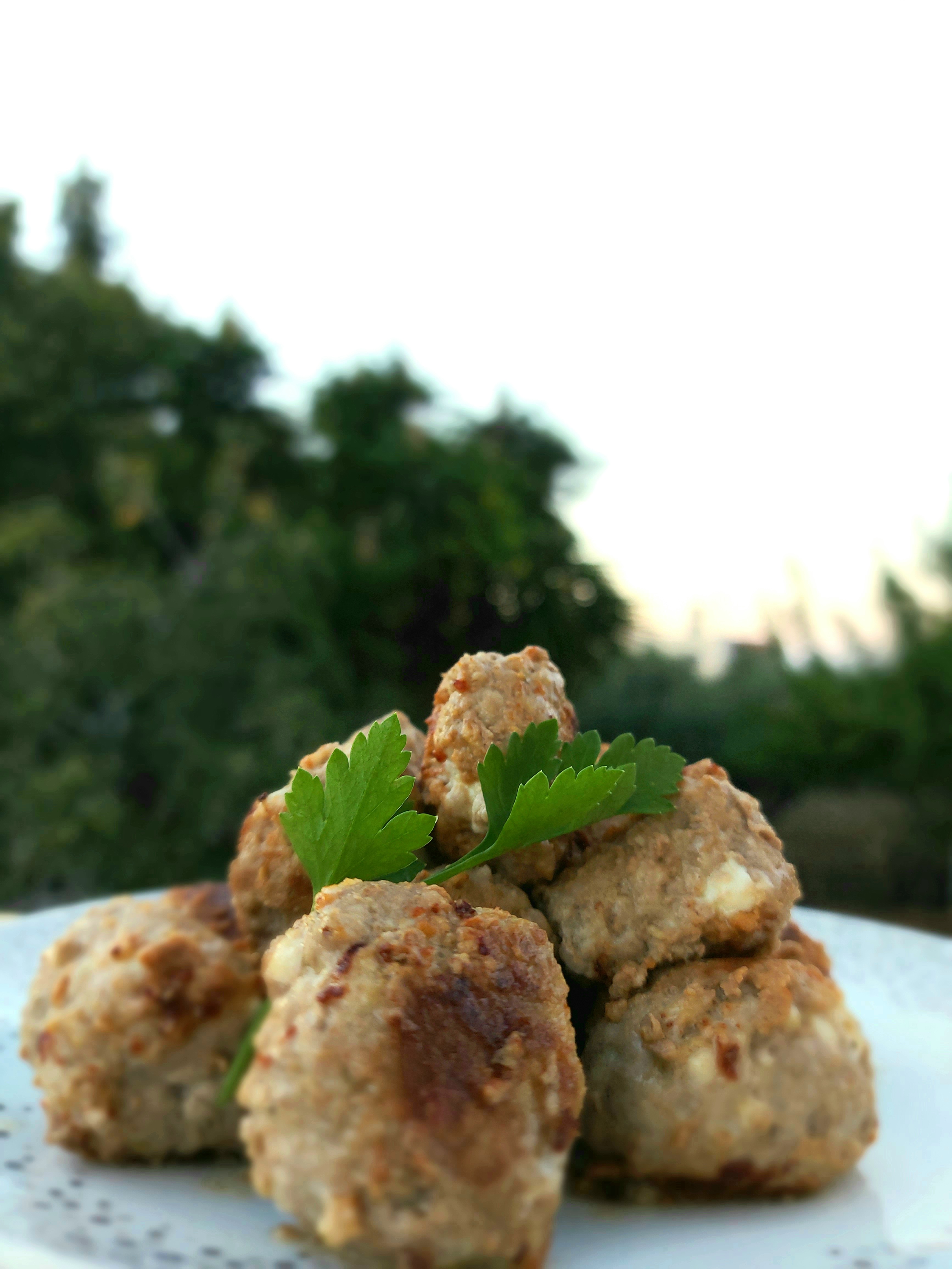 Lihapallid fetajuustuga