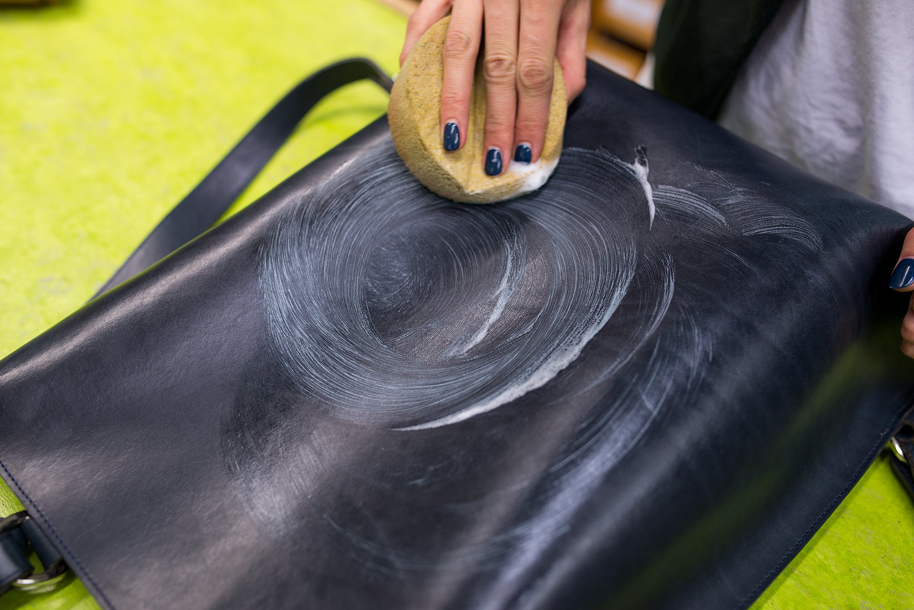 How to take care of your bag – Stella Soomlais studio