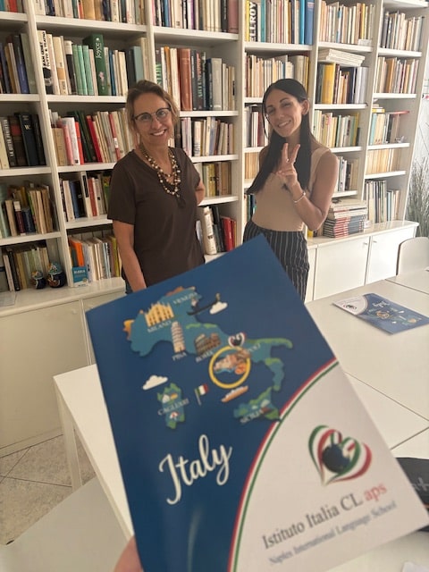 Laura & Francesca - Istituto Italia 