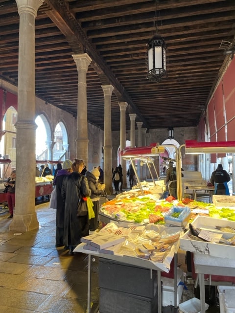 Rialto market  -  Venezia - Luminata