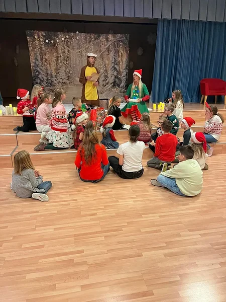 Laste jõuluetendus 'Väike jõuluime'