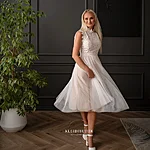 Sonee valge beez kleidibutiik