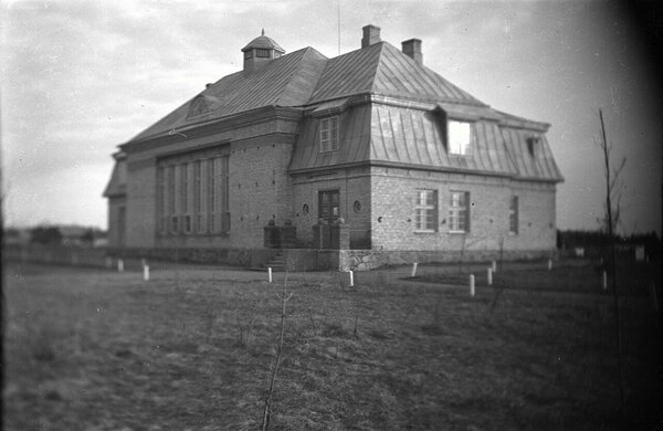 Saku kogukonnamaja 1938. Foto K. Laane. Rahvusarhiivi filmiarhiiv