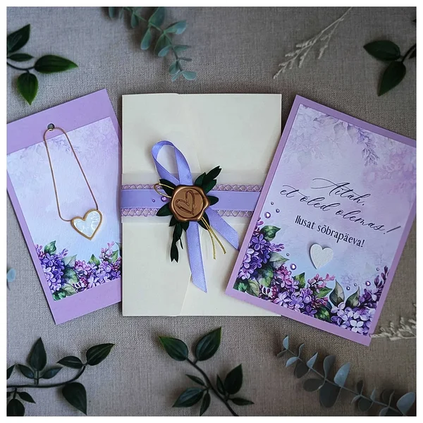 KINGITUSEGA SÕBRAPÄEVAKAART-SÜDAMEGA KAELAKEE