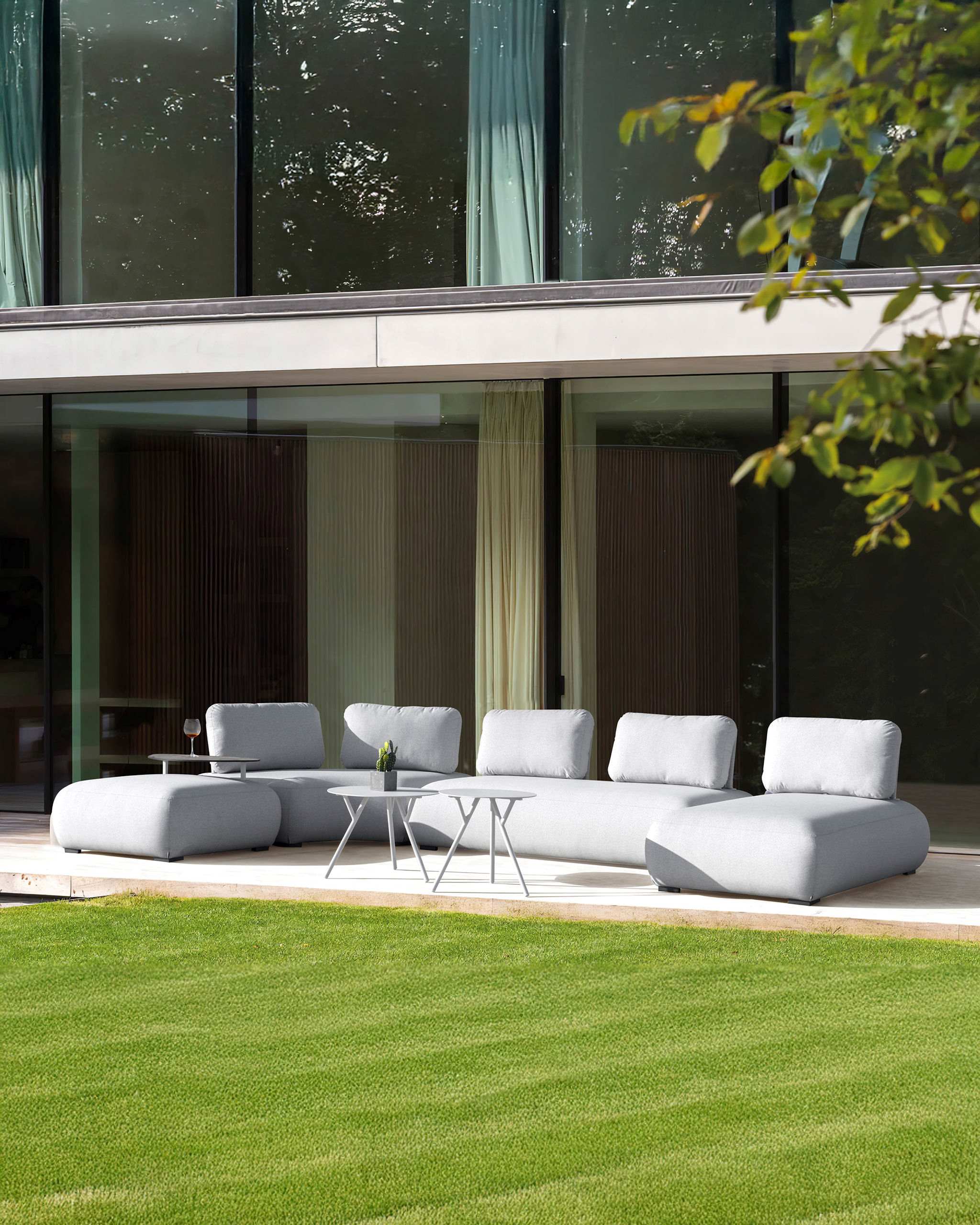 OLALA light grey corner sofa - Liv Outdoor