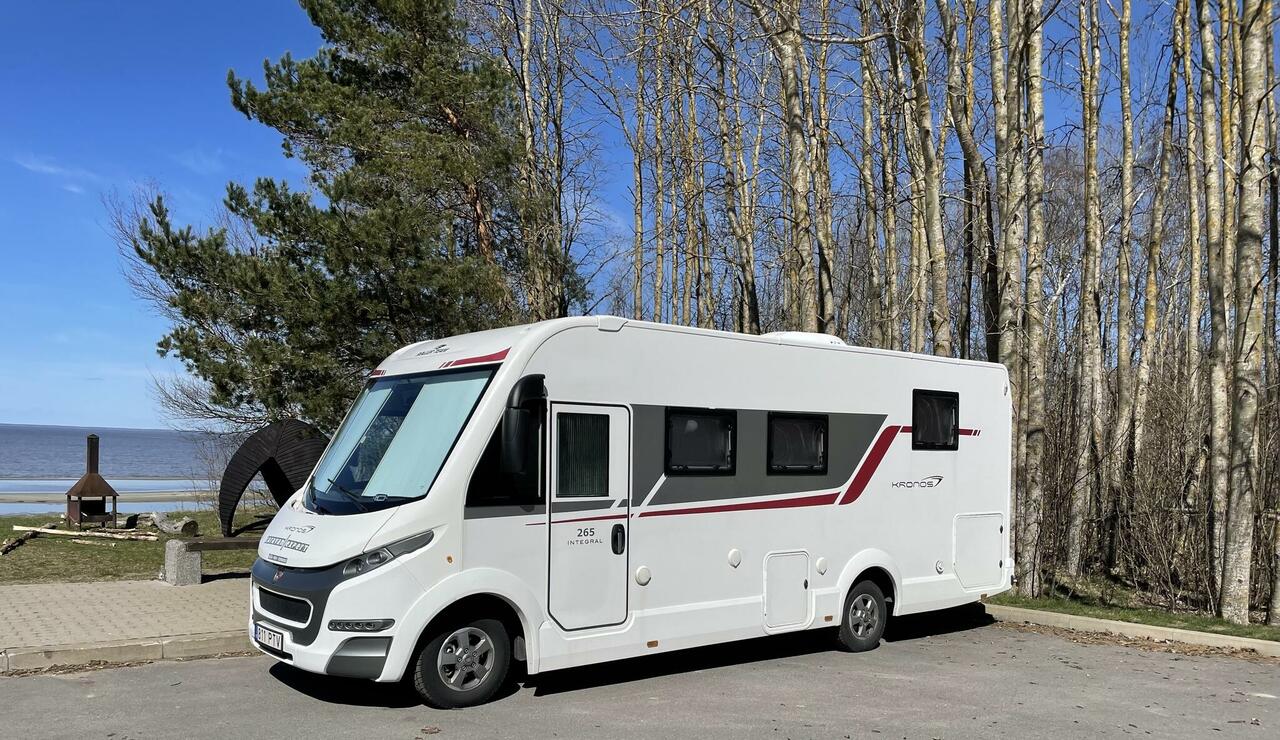 Matkaauto rent