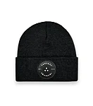 Rahumäe põhikool must täiskasvanute kootud müts logo valge embleemil