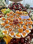 Canape punase kalamarjaga - Pulmalaud, pulmacatering, toitlustus pulma