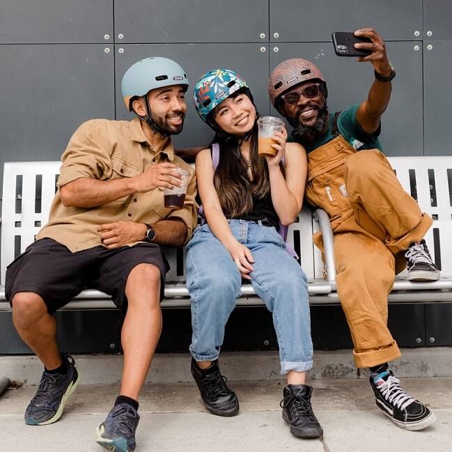 Täiskasvanute jalgratta kiivrid