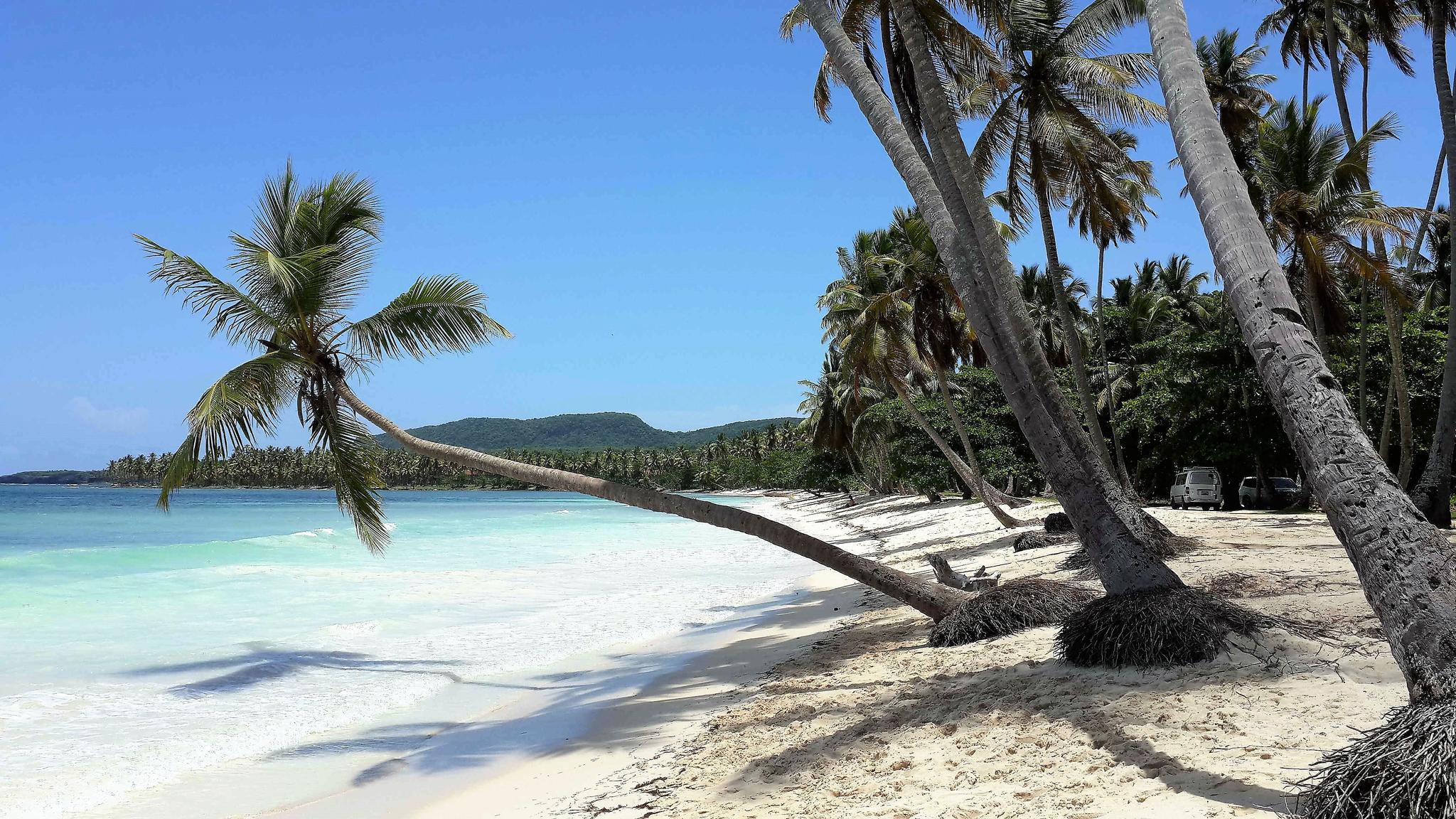 The beach which awaits you at the end of your transfer from Samaná airport (AZS) to Las Galeras