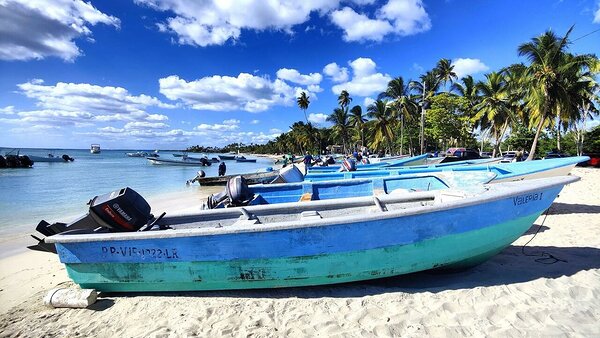 Back on Bayahibe beach at the end of a splendid private day tour to Saona island