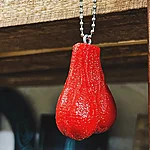 Kustomlab balls keychain red 1