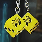 Mooneyes keychain dice yellow 3