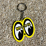 Mooneyes keychain yellow 1