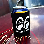 Mooneyes pocket can cooler black 1