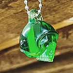 Skull keychain green 2