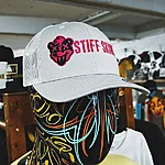 Skunkhead hat light gray pink 1