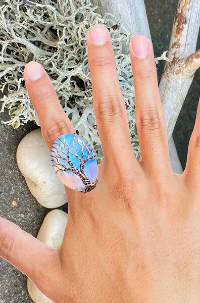 Sõrmus elupuu opaal