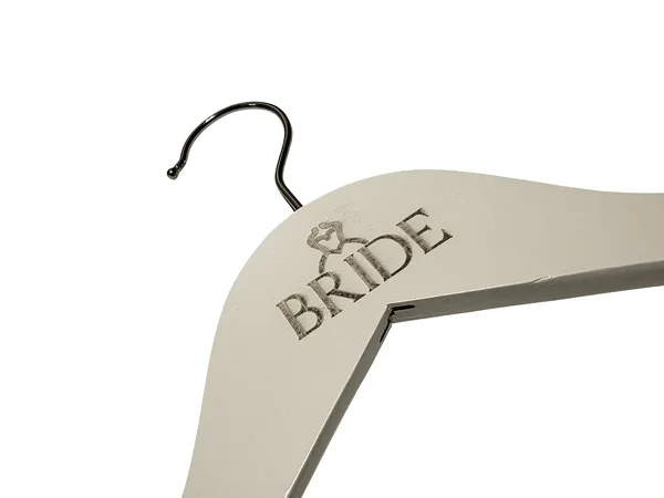 Soodne pruudi riidepuu